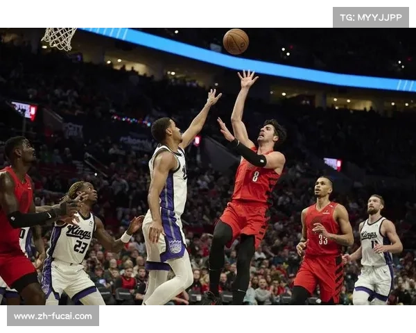 比卢普斯揭幕战启用卡马拉阿夫迪亚年轻前场展现青春冲击力